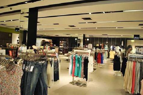 凤山商场里的店面怎么装修?